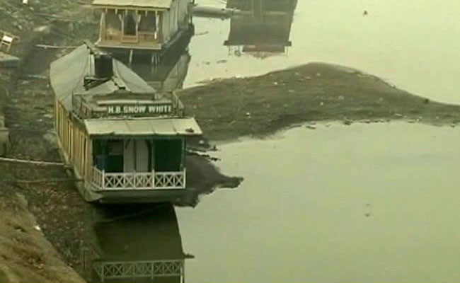 Dry Spell Hits Jammu And Kashmir As Jhelum's Water Level Hits 60 Year Low