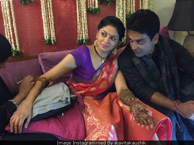 Kavita Kaushik, Ronnit Biswas's <i>Mehndi</i> Ceremony. See Pics