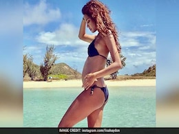 लीजा हेडन ने इंस्टाग्राम पर अपने बेबी बंप के साथ दी प्रेग्नेंट होने की खबर लीजा हेडन ने इंस्टाग्राम पर अपने बेबी बंप के साथ दी प्रेग्नेंट होने की खबर
