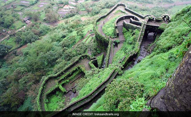 Trekkers Celebrating New Year Allegedly Roughed Up At Fort; 10 Held In Pune