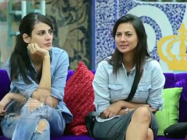 <i>Bigg Boss 10</i>: Ex Contestants Mandana Karimi And Rochelle Rao Catfight On Twitter