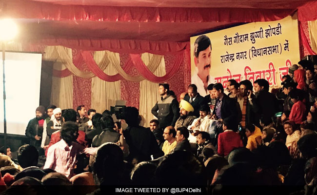 Delhi BJP Chief Manoj Tiwari Spends Night With Slum Dwellers