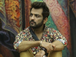 <I>Bigg Boss 10</i>: Manu Punjabi Quits Show For Rs 10 Lakhs? <I>Bigg Boss 10</i>: Manu Punjabi Quits Show For Rs 10 Lakhs?