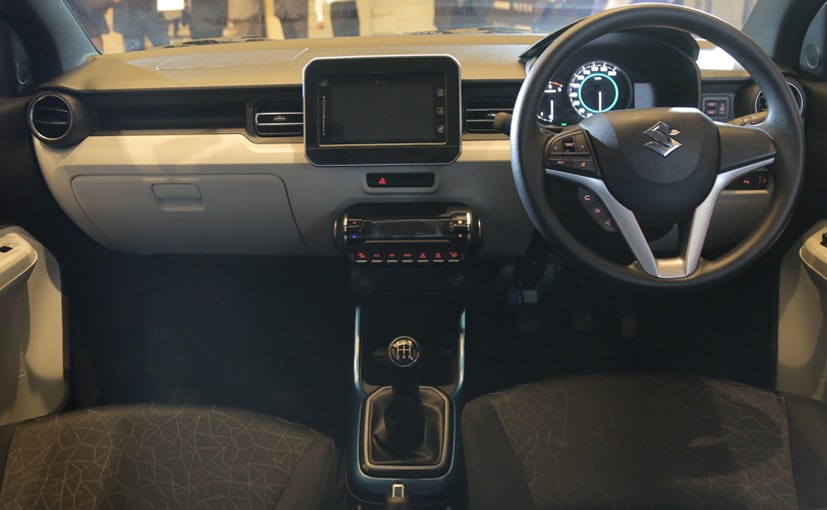 maruti suzuki ignis dashboard