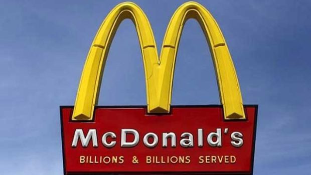 US Stocks Mostly Lower: McDonald's Unveils China Deal