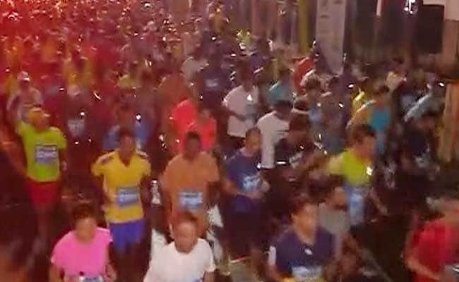14th Mumbai Marathon Flagged-Off, Indian Olympian Among 42,000 Runners