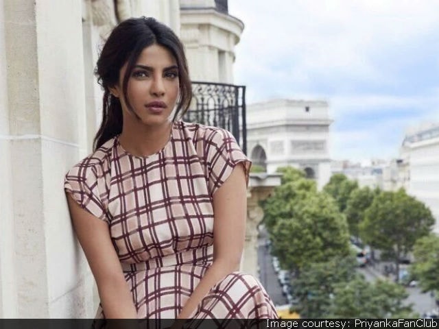 Priyanka Chopra Xxx - Priyanka Chopra Is 'Paid Less Than The Boys' And Doesn't Like It