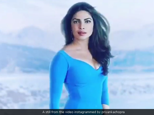 <i>Baywatch</i> Motion Poster: Priyanka Chopra, Dwayne Johnson Are Trending For All Right Reasons