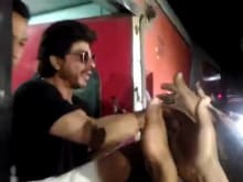 Raees By Rail: Shah Rukh Khan Logged His Train Ride With Posts From Stations Along The Way