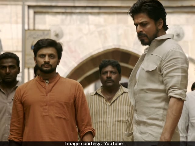 Raees: Shah Rukh Khan's Co-Star Was 'Totally Intimidated On First Day'