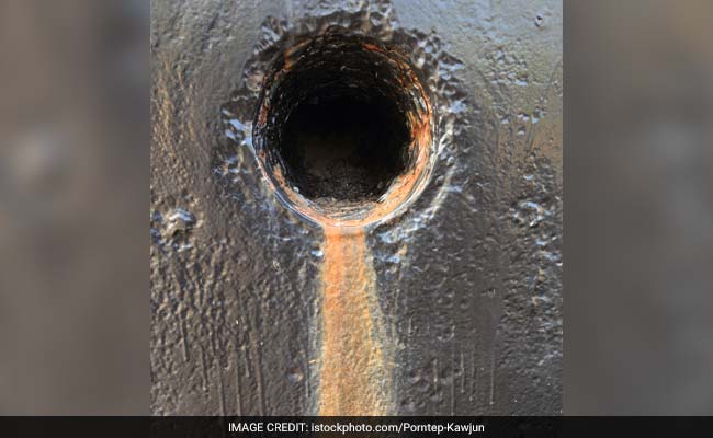 2 Rag Pickers Die After Entering Sewage Tank In Delhi: Police