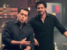 <i>Bigg Boss 10</i>: Salman And Shah Rukh Khan In The Moment We've Been Waiting For