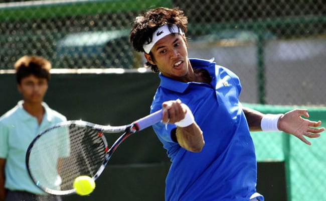 भारत के स्‍टार खिलाड़ी सोमदेव देववर्मन ने पेशेवर टेनिस से संन्‍यास की घोषणा की