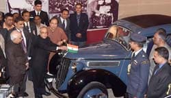 Subhas Chandra Bose's Restored Car Unveiled By President Pranab Mukherjee