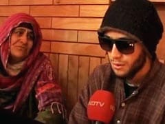 Blinded By Pellets, Kashmir Teen Still Scores High In School Board Exams