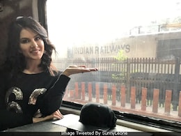 <i>Raees</i>: In Mahira Khan's Absence, Sunny Leone Took The Train With Shah Rukh Khan <i>Raees</i>: In Mahira Khan's Absence, Sunny Leone Took The Train With Shah Rukh Khan