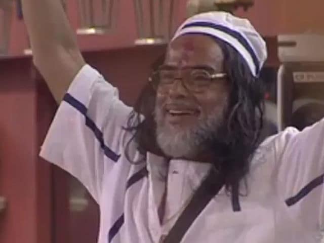 Bigg Boss 10: Swami Om Returns And No One Looks Happy