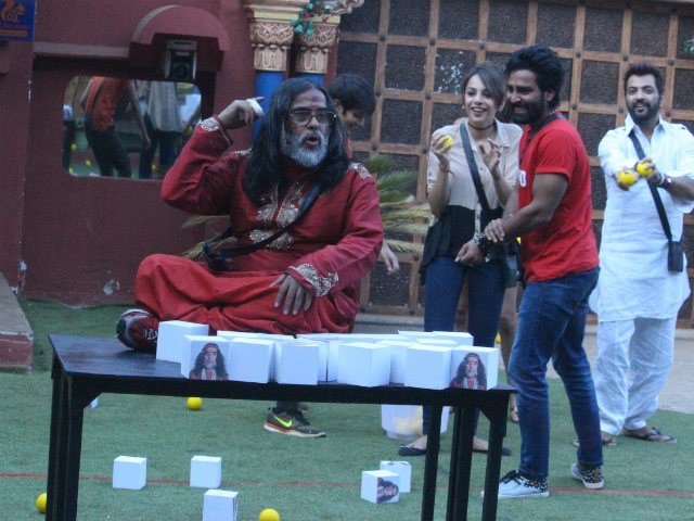 <I>Bigg Boss 10</i>, January 5, Written Update: Swami Om Was Surprisingly Indecent