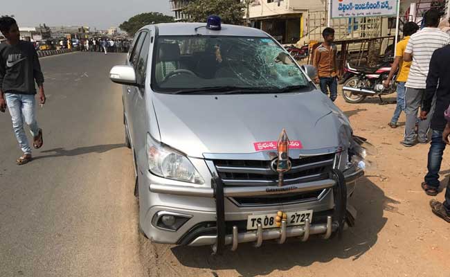 तेलंगाना के मंत्री की कार की टक्कर से 10वीं कक्षा के छात्र की मौत