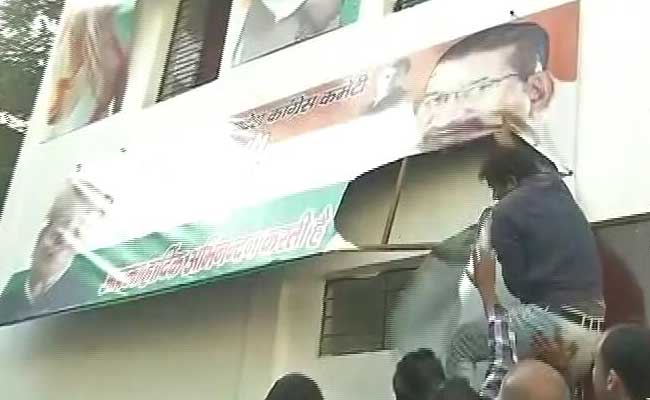 Unhappy Over Election Seats, Congress Workers Vandalise Party Office In Uttarakhand