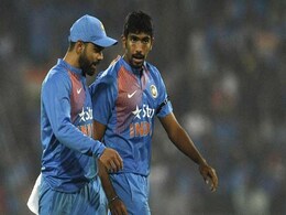 Champions Trophy : यह क्या, बुमराह की यॉर्कर टकराई स्टंप से फिर भी हफीज नहीं हुए आउट ! Champions Trophy : यह क्या, बुमराह की यॉर्कर टकराई स्टंप से फिर भी हफीज नहीं हुए आउट !