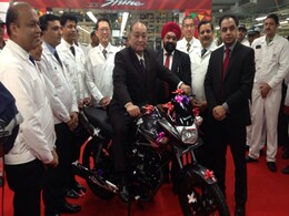Honda Two Wheelers Rolls Out 50th Lakh CB Shine; Launches 2017 BS IV Model Honda Two Wheelers Rolls Out 50th Lakh CB Shine; Launches 2017 BS IV Model