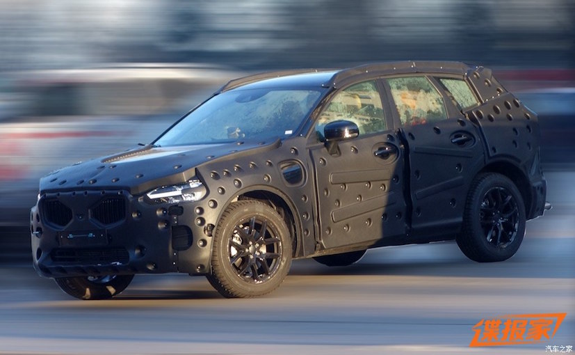 2017 Volvo XC60 Interior Leaked In New Spy Shots