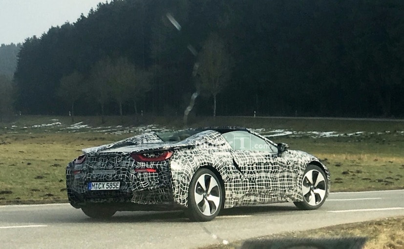 2018 bmw i8 spyder spy shot