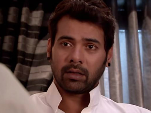 <I>Kumkum Bhagya</i>, February 15, Written Update: Abhi Fails To Identify Pragya's Captor