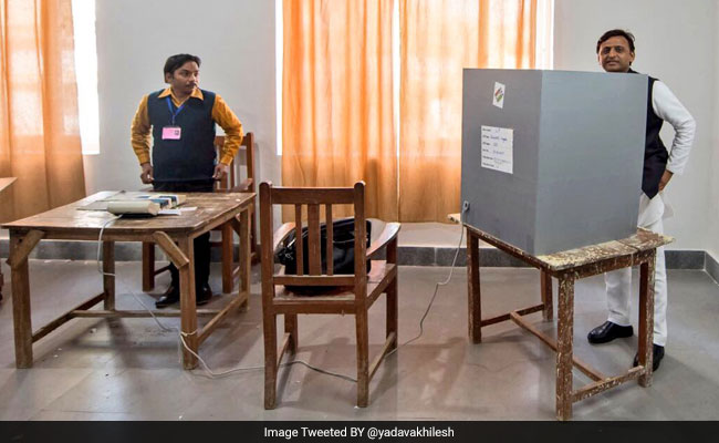 UP Election 2017: Akhilesh Yadav, Brother Prateek, Cast Their Vote In Saifai