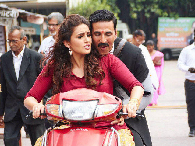 Akshay Kumar's <I>Jolly LLB 2</i>: Jolly Is Always 'On A Tight Leash,' Courtesy Pushpa