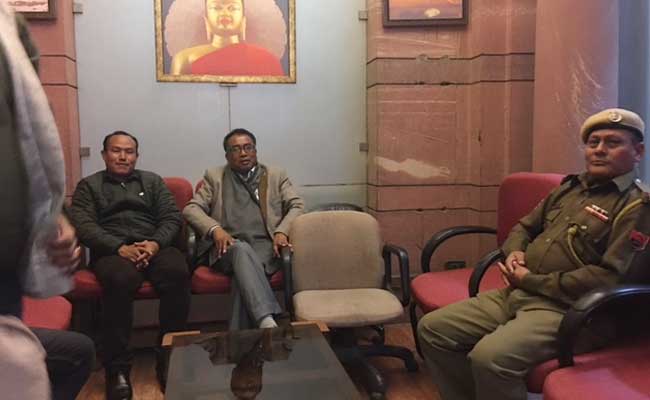 मणिपुर में स्थिति चिंताजनक, नगा इलाक़ों में चुनाव टालने पर चल रहा है विचार : गृह मंत्रालय