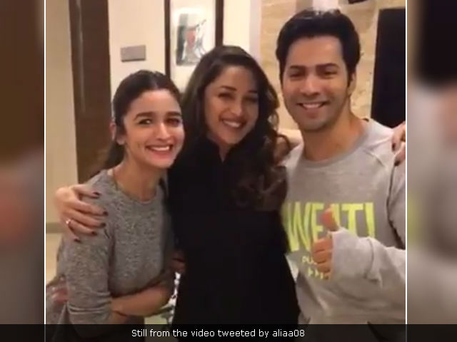 Alia Bhatt, Varun Dhawan Needed Some <i>Tamma Tamma</i> Help. Madhuri Dixit To The Rescue