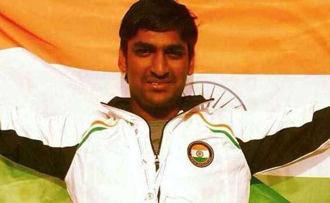 आईएसएसएफ शूटिंग वर्ल्‍ड कप : अंकुर मित्तल ने मिश्रित टीम के शानदार प्रदर्शन के बाद रजत पदक जीता