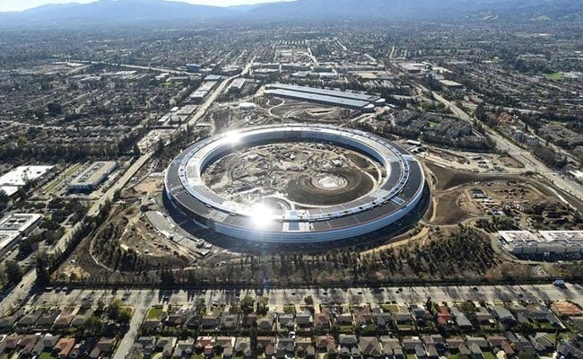 At Apple's New Headquarters, Price Is No Object