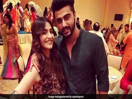 सोनम कपूर, अर्जुन कपूर, श्रीदेवी, अनिल कपूर समेत कपूर परिवार पहुंचा दुबई, देखिए शादी के मस्तीभरे पल सोनम कपूर, अर्जुन कपूर, श्रीदेवी, अनिल कपूर समेत कपूर परिवार पहुंचा दुबई, देखिए शादी के मस्तीभरे पल