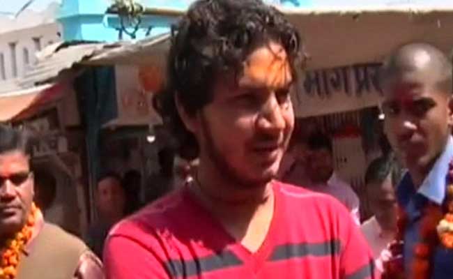 UP Elections 2017: First-Time Voters In Ayodhya Look Forward. Want Jobs, Development