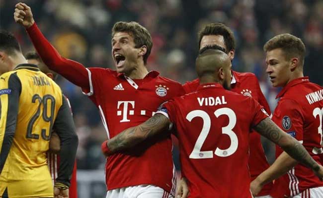 चैम्पियंस लीग : प्री-क्वार्टर फाइनल के पहले चरण में आसानी से जीता बायर्न म्‍यूनिख