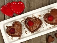Benefits of Eating Chocolate: Why It is the Best Gift for Your Valentine