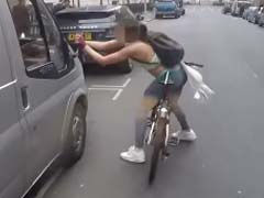 Viral Video Of Cyclist Teaching Catcallers A Lesson May Be Fake