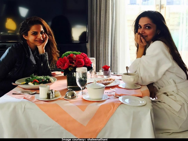 Birthday girl Deepika Padukone heads out for brunch date with