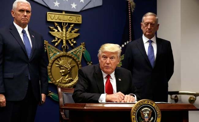Concerned About Refugees, UN Experts Add To Censure Of Donald Trump Move