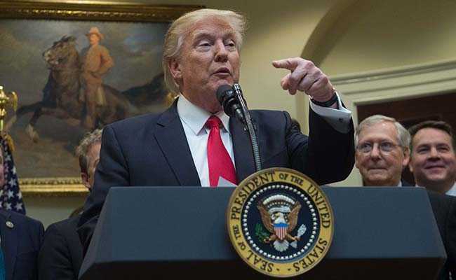 Donald Trump Says He'll Issue A New Executive Order On Immigration By Next Week