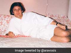 Twitter Shares Donald Trump's Pics In Bathrobe After Sean Spicer's Statement