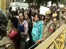 2 ABVP Men Arrested As Students March Against 'Gundaism': 10 Points 2 ABVP Men Arrested As Students March Against 'Gundaism': 10 Points