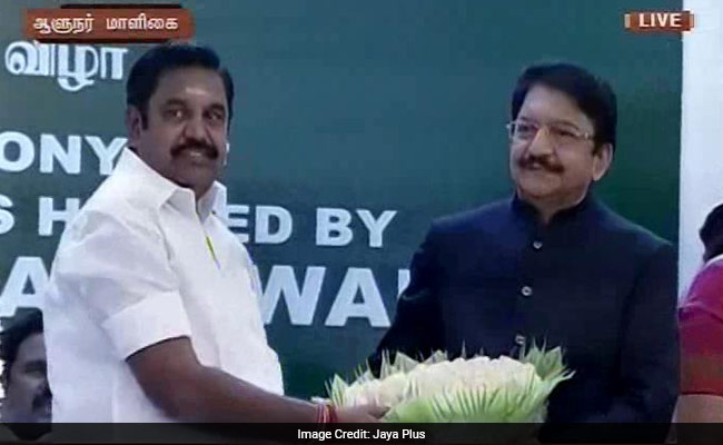 Team Sasikala Takes Charge Of Tamil Nadu, Trust Vote On Saturday: 10 Points