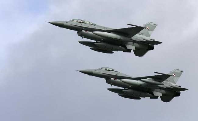 Dutch Scramble Two F-16s After American Passenger Starts Fight On Flight