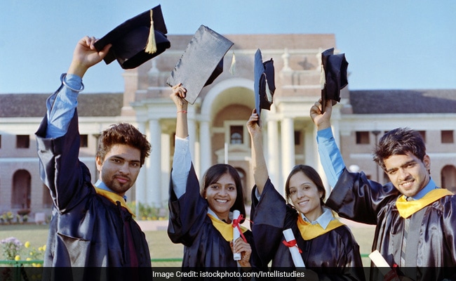 Gross Enrolment Ratio For Higher Education Increases To 24.5%  Says MHRD