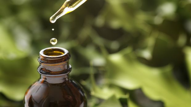 6 Homemade Oils to Treat All Your Hair Concerns