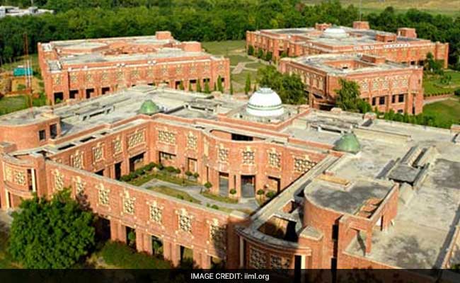 CAT 2017 IIM Lucknow To Conduct CAT 2017 Prof Neeraj Dwivedi 